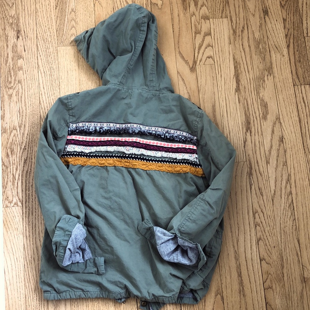 Beautiful Peek jacket